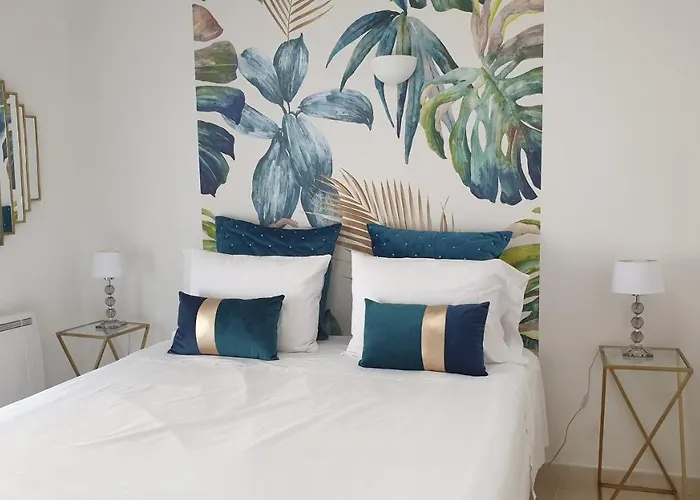 Maison Avec Jacuzzi Et Terrasse Sur Les Toits Ferienhaus